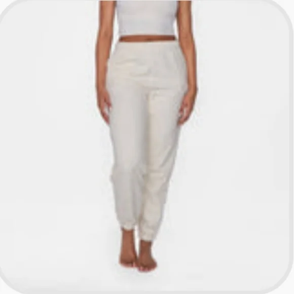 Senita Athletics The Classic Sweatpant Joggers Jet Stream Cream Size Medium NWOT - Picture 12 of 12